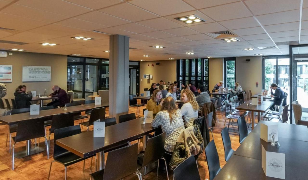 Отель Keynes College Кэнтербари Экстерьер фото
