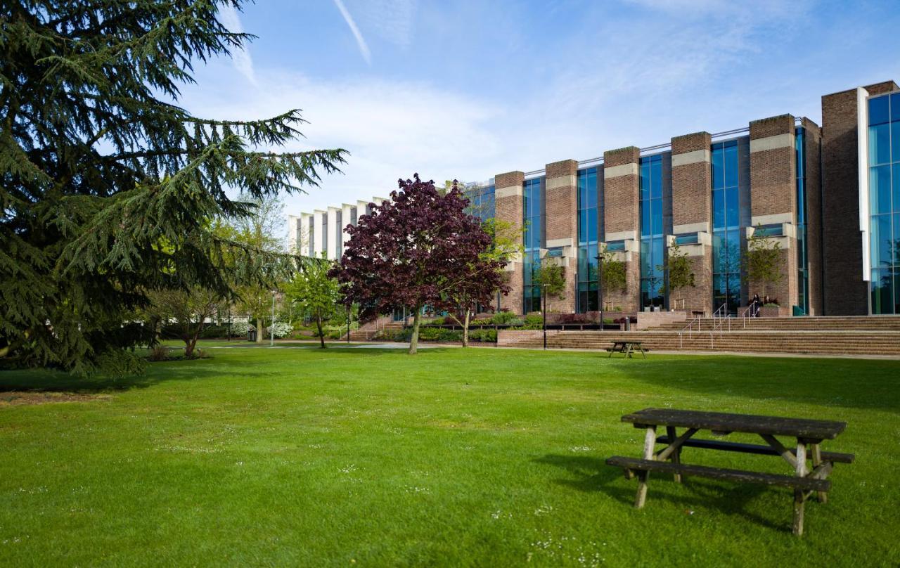 Отель Keynes College Кэнтербари Экстерьер фото